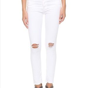 MOTHER “The Stunner Ankle” White Jeans 25